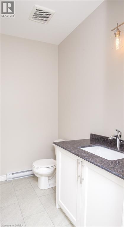 355 Wellington Street, Brantford, Ontario  N3S 4A7 - Photo 10 - 40815763