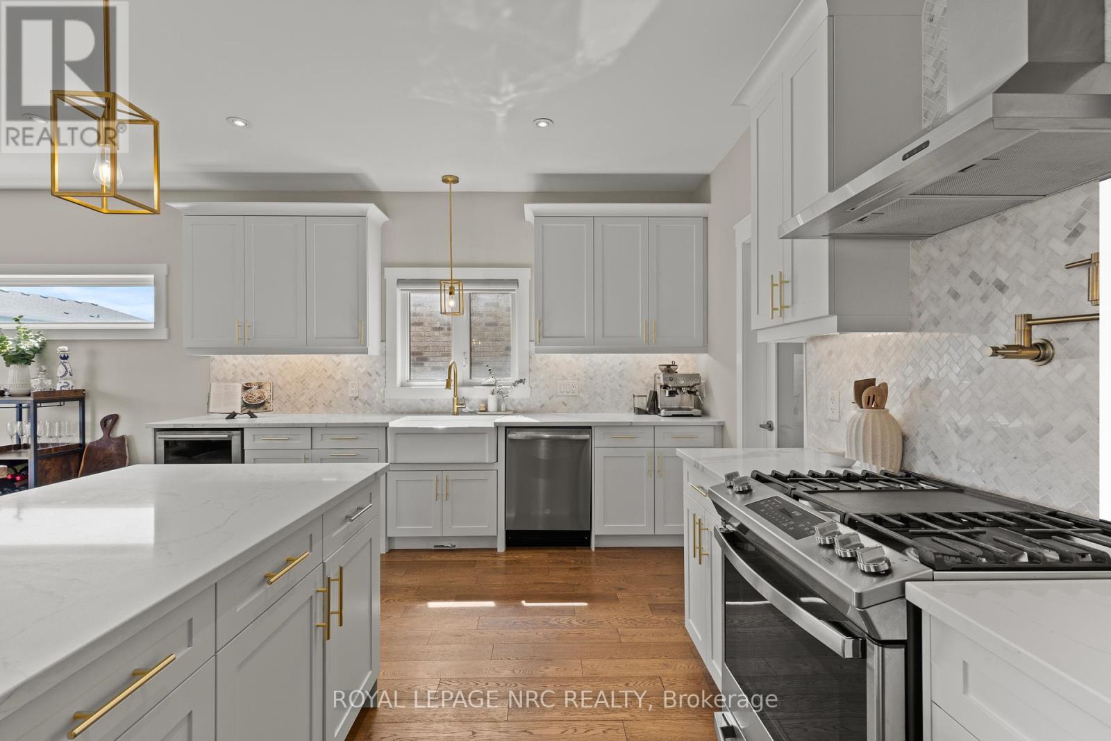 271 Memorial Park Drive, Welland (Lincoln/crowland), Ontario  L3B 0E3 - Photo 11 - X12938256