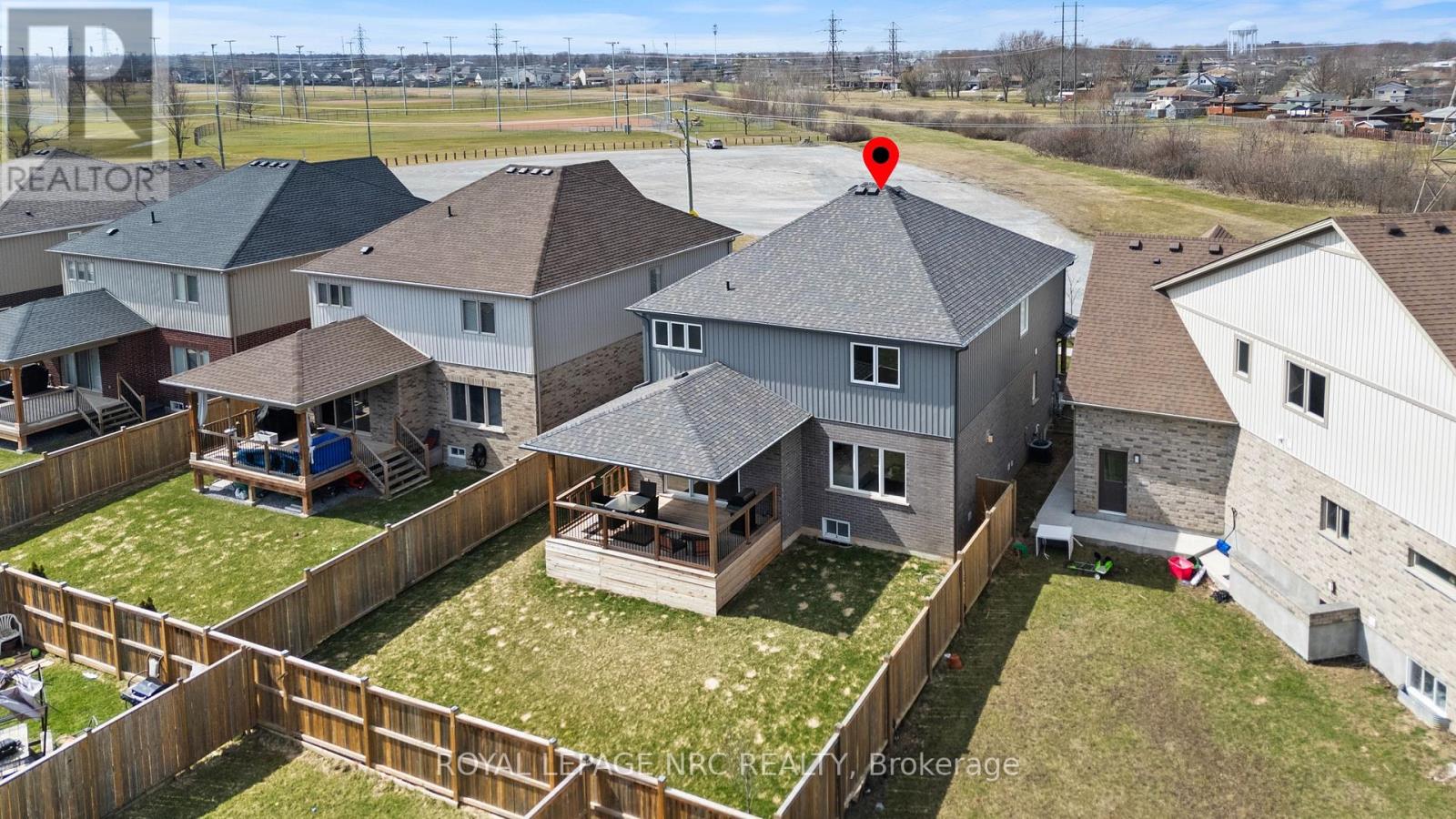 271 Memorial Park Drive, Welland (Lincoln/crowland), Ontario  L3B 0E3 - Photo 45 - X12938256