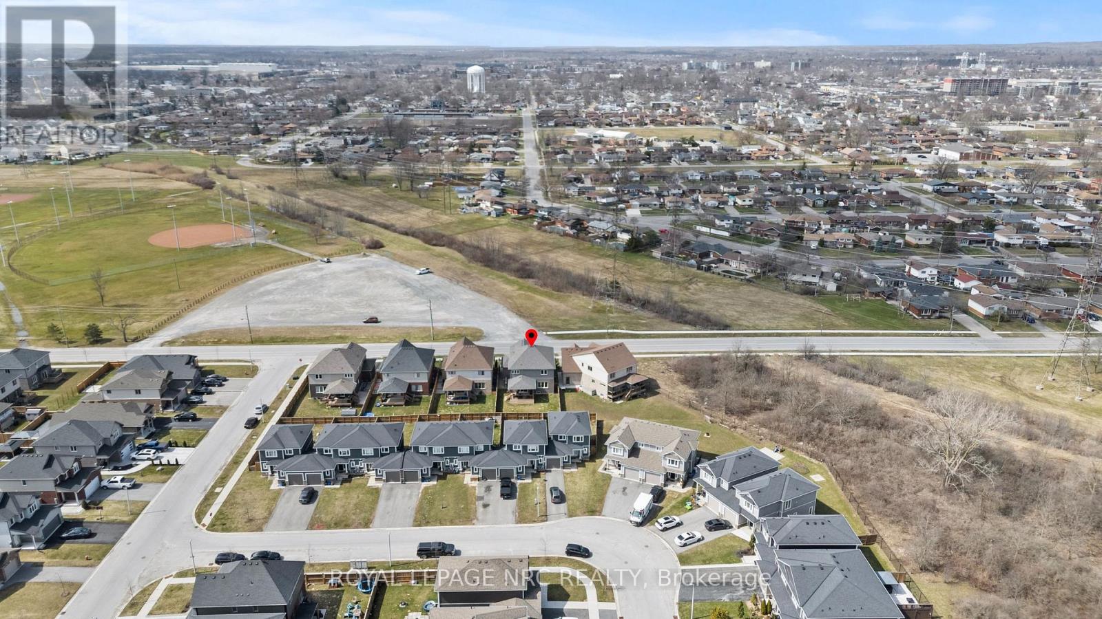 271 Memorial Park Drive, Welland (Lincoln/crowland), Ontario  L3B 0E3 - Photo 48 - X12938256