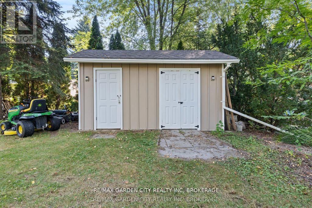 629 Penner Street, Niagara-On-The-Lake (Virgil), Ontario  L0S 1T0 - Photo 34 - X12938270