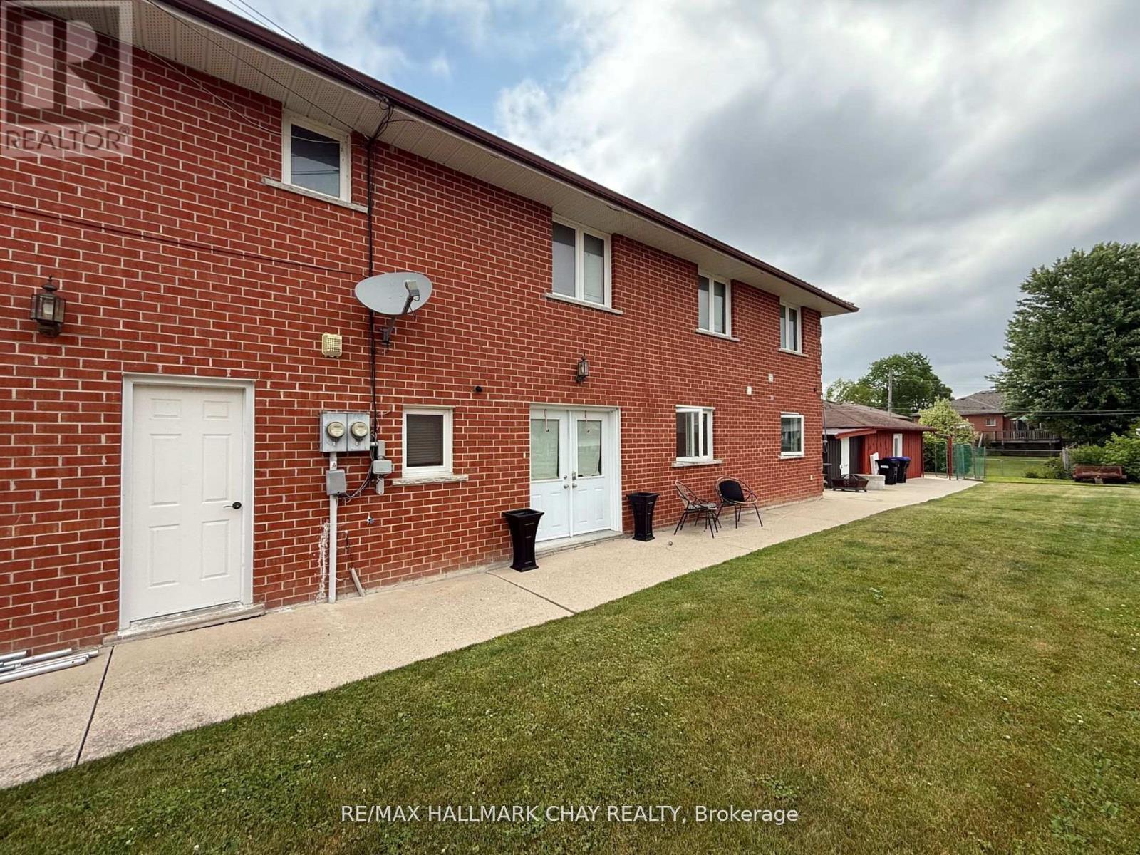 B - 893B FREDERICK STREET, Innisfil, Ontario