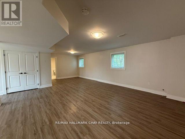 B - 893b Frederick Street, Innisfil, Ontario  L0L 1C0 - Photo 6 - N12938314