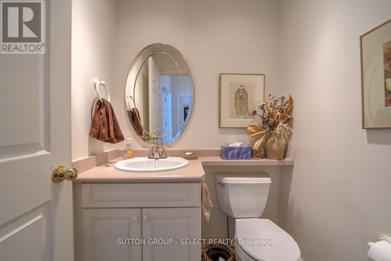 10297 Dogwood Crescent, Lambton Shores, Ontario  N0M 1T0 - Photo 15 - X12895822