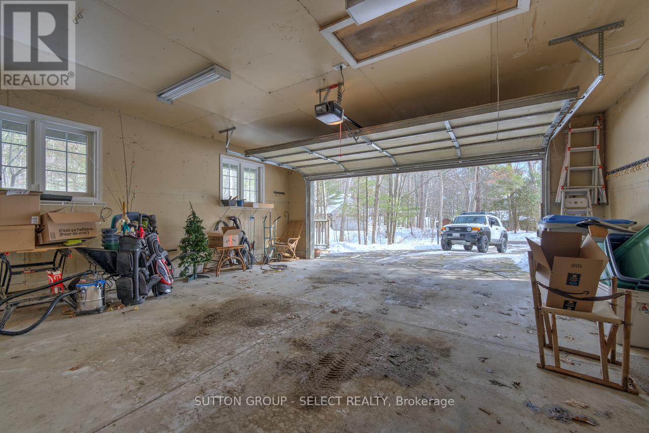 10297 Dogwood Crescent, Lambton Shores, Ontario  N0M 1T0 - Photo 44 - X12895822