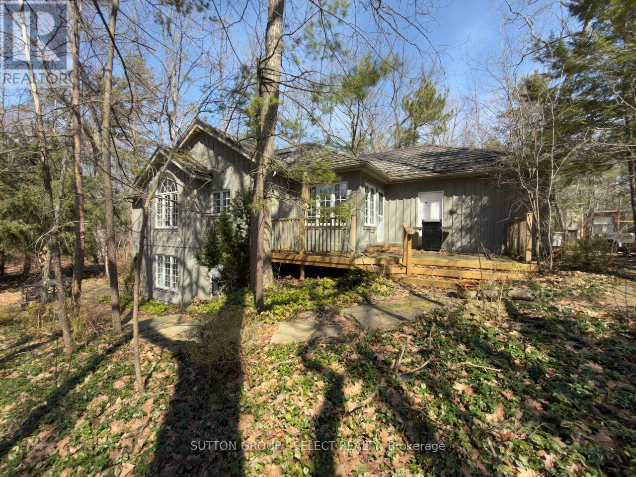 10297 Dogwood Crescent, Lambton Shores, Ontario  N0M 1T0 - Photo 7 - X12895822