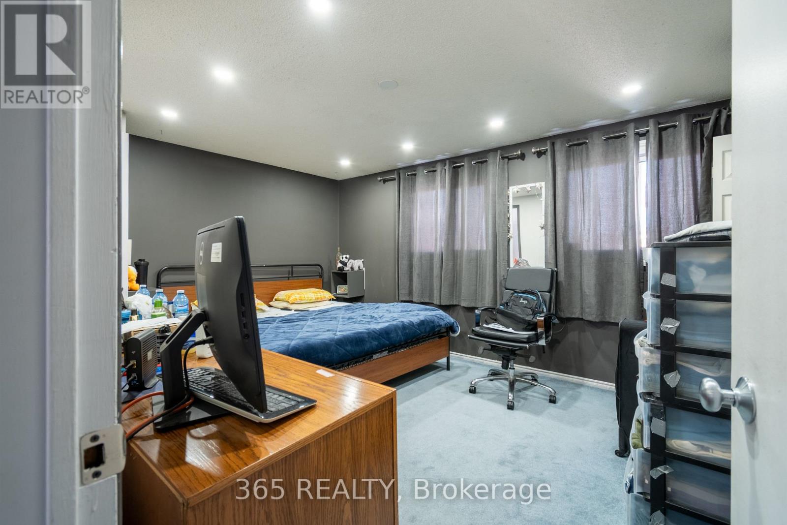 35 Corbett Drive, Barrie, Ontario  L4M 5S9 - Photo 13 - S12938236