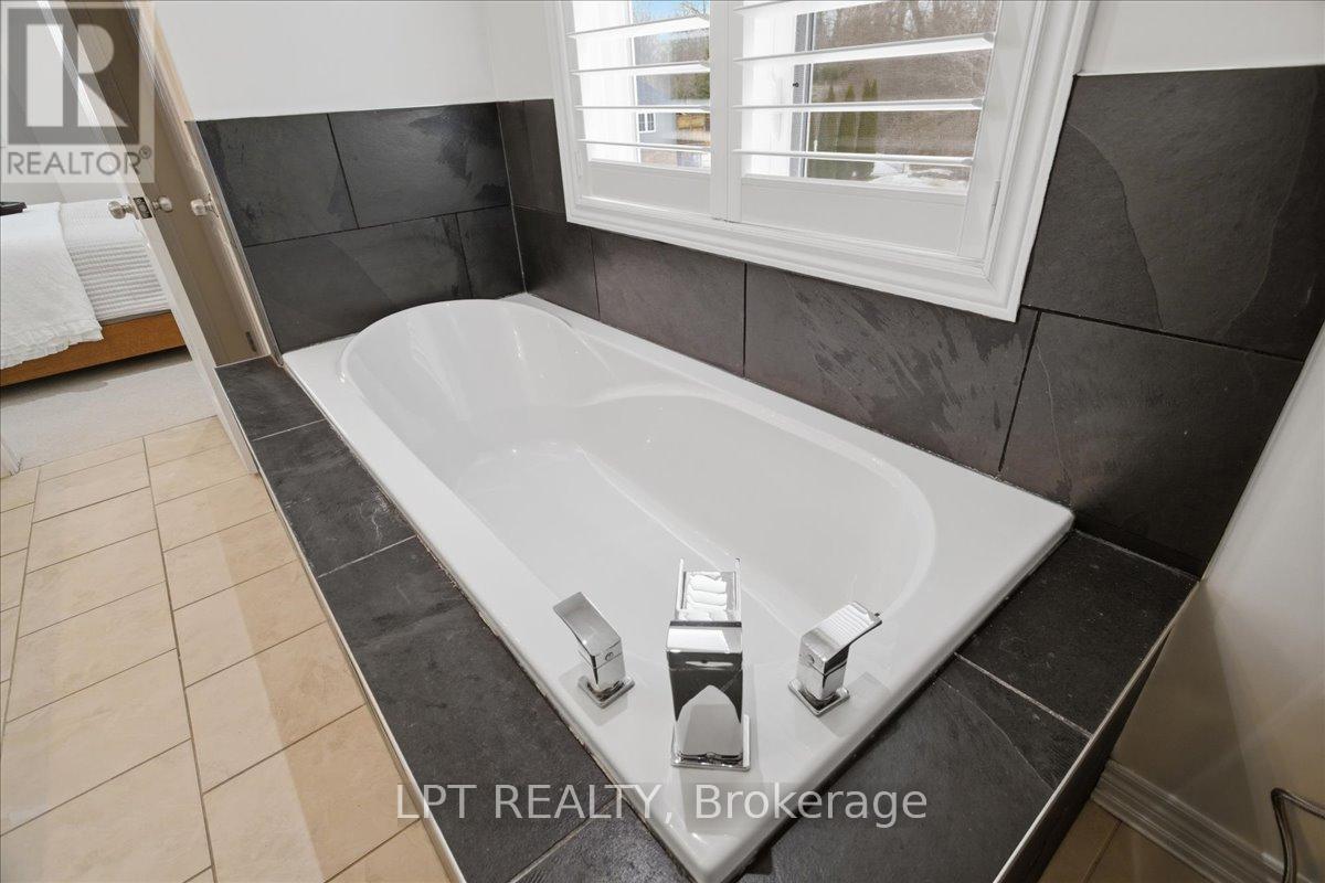 62 Williams Street, Collingwood, Ontario  L9Y 0C4 - Photo 23 - S12938248