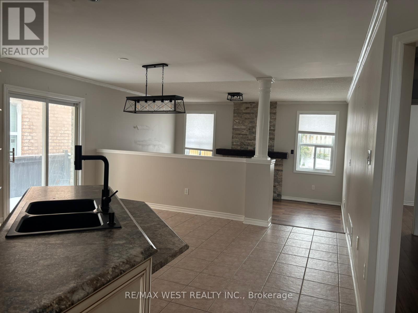 56 Livia Herman Way, Barrie, Ontario  L4M 6X1 - Photo 12 - S12921830