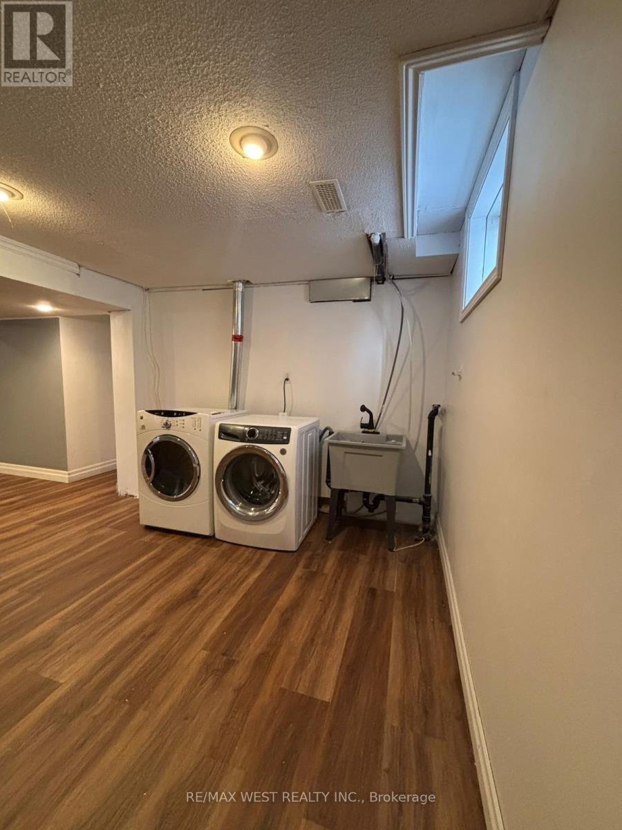 56 Livia Herman Way N, Barrie, Ontario  L4M 6X1 - Photo 32 - S12866768