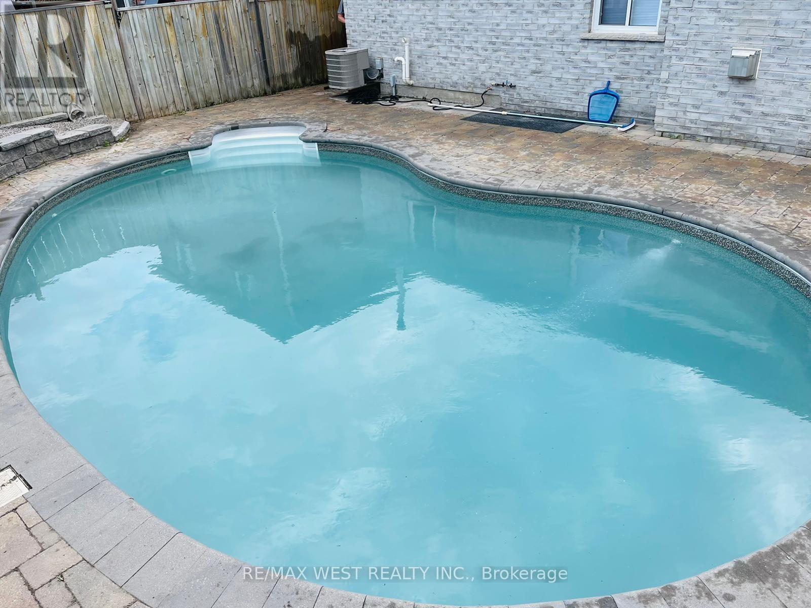 56 Livia Herman Way N, Barrie, Ontario  L4M 6X1 - Photo 40 - S12866768