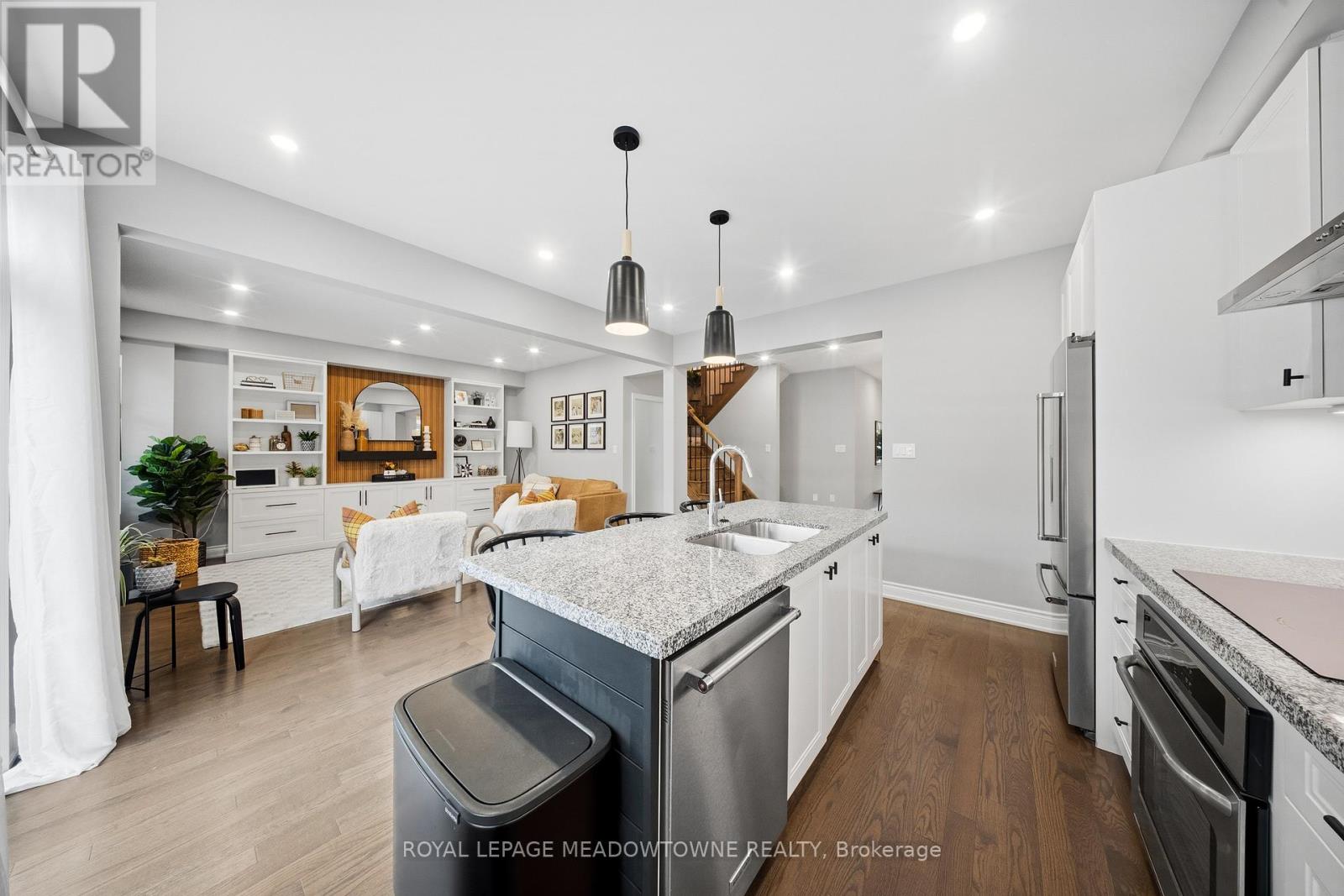 1234 Mcphedran Point, Milton, Ontario  L9E 1J8 - Photo 17 - W12928454