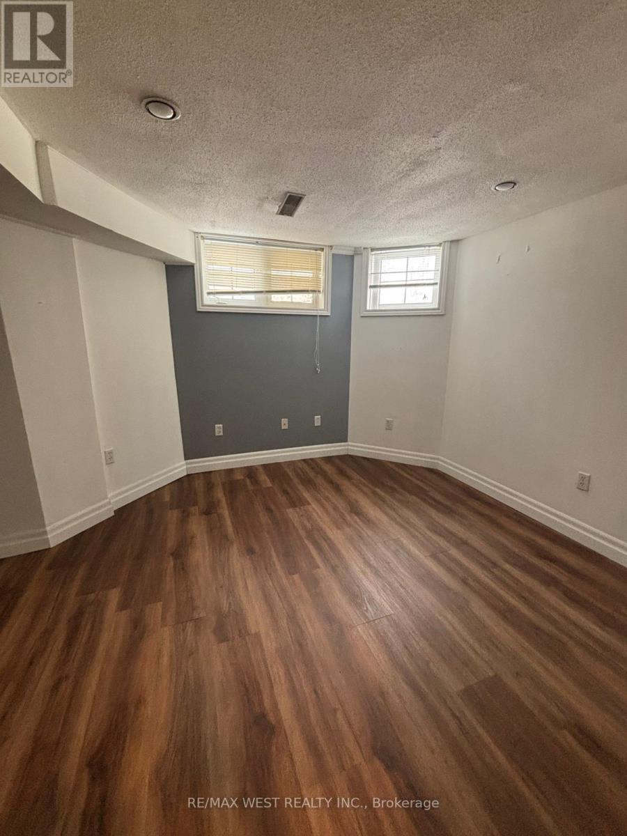 56 Livia Herman Way, Barrie, Ontario  L4M 6X1 - Photo 28 - S12921830