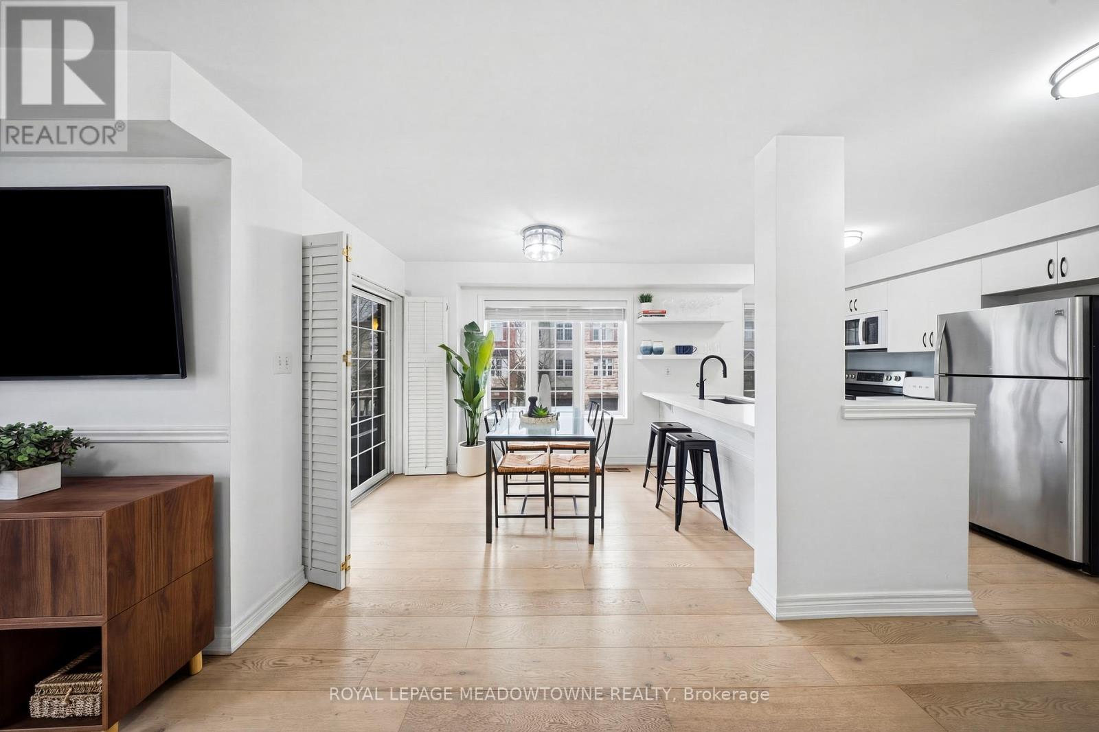 624 Maude Common, Burlington, Ontario  L7L 0C7 - Photo 29 - W12929402