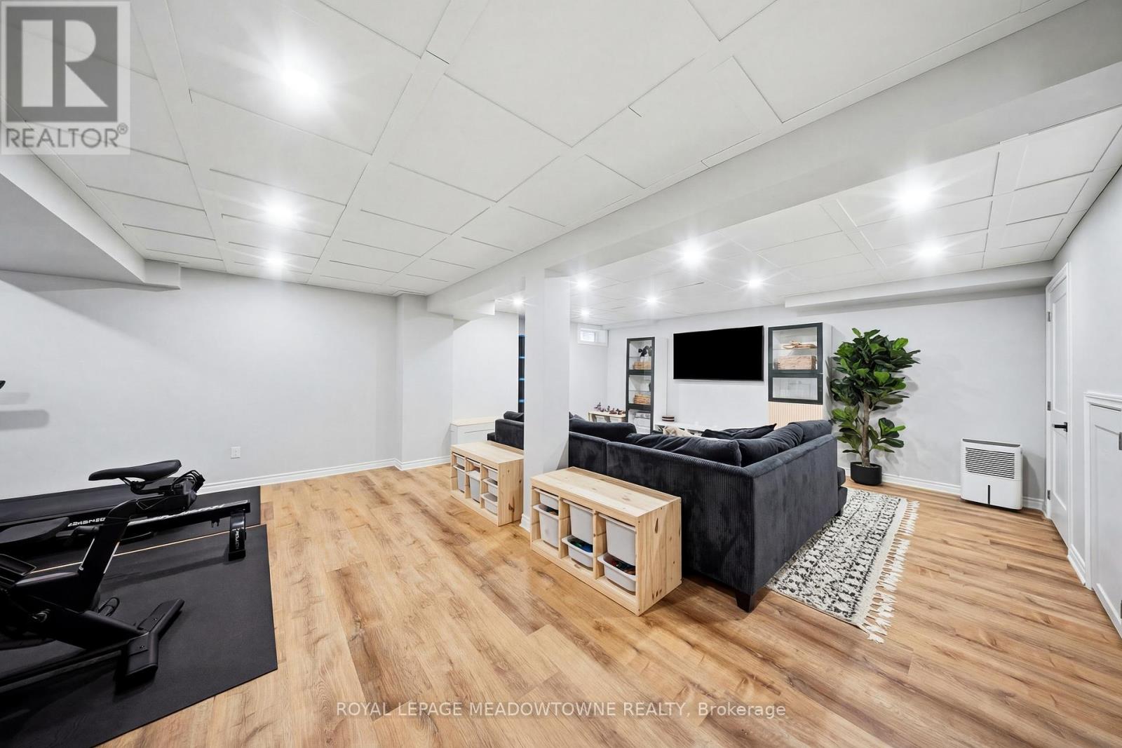 1234 Mcphedran Point, Milton, Ontario  L9E 1J8 - Photo 38 - W12928454