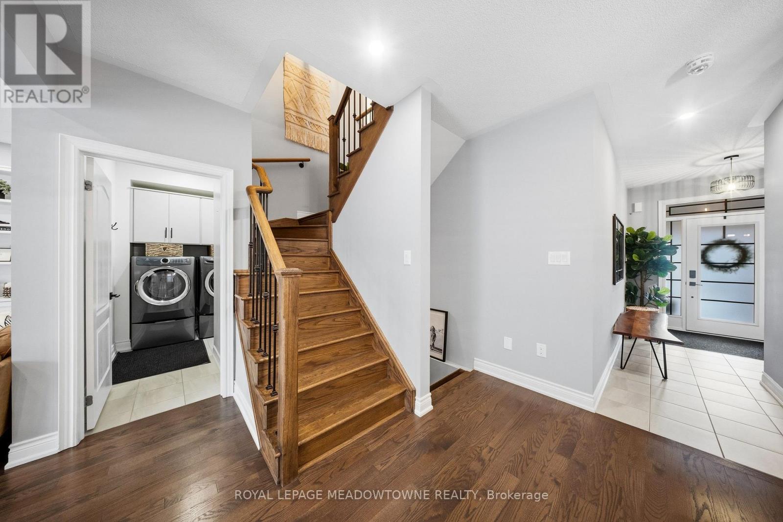 1234 Mcphedran Point, Milton, Ontario  L9E 1J8 - Photo 28 - W12928454