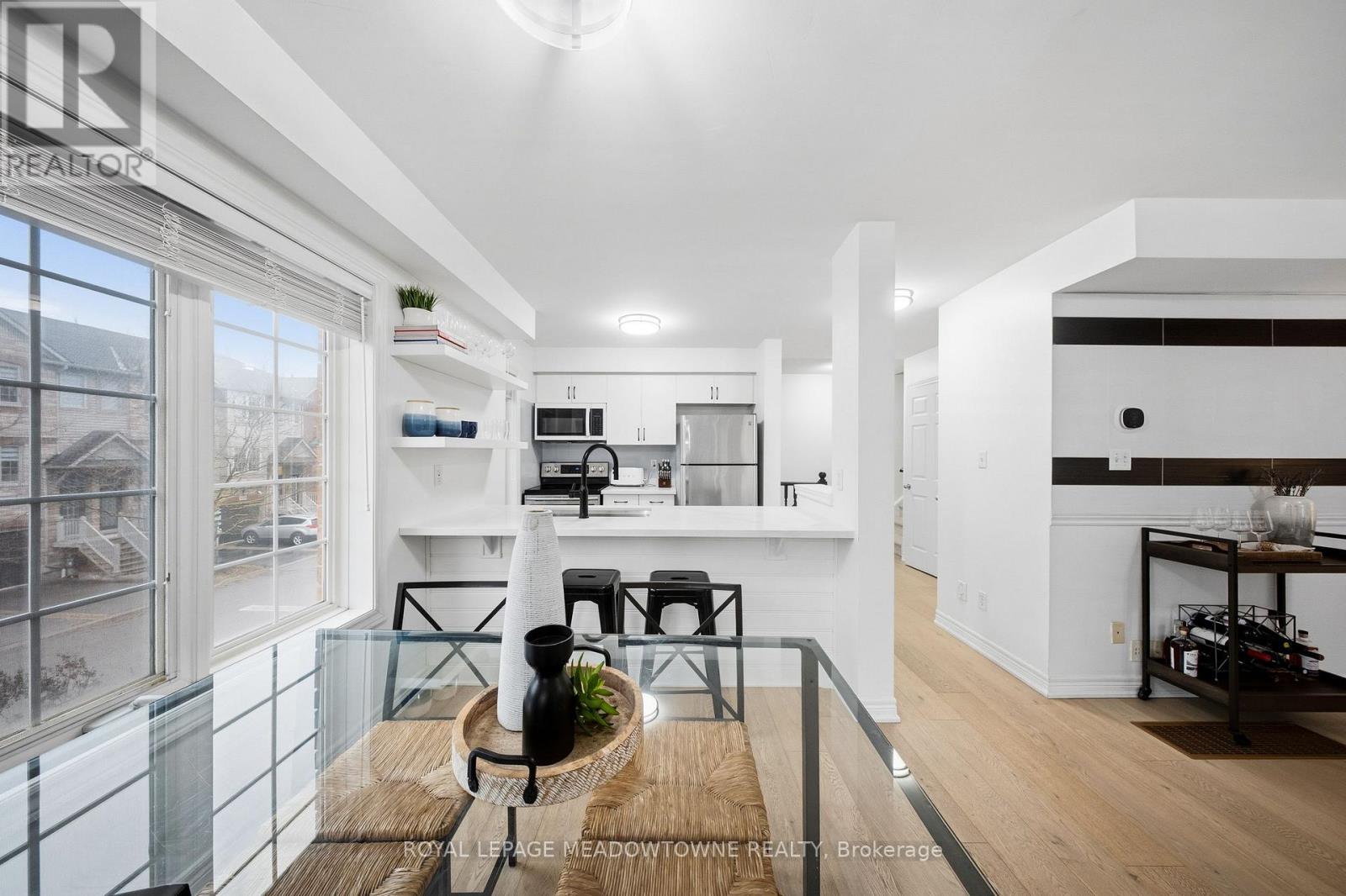 624 Maude Common, Burlington, Ontario  L7L 0C7 - Photo 31 - W12929402