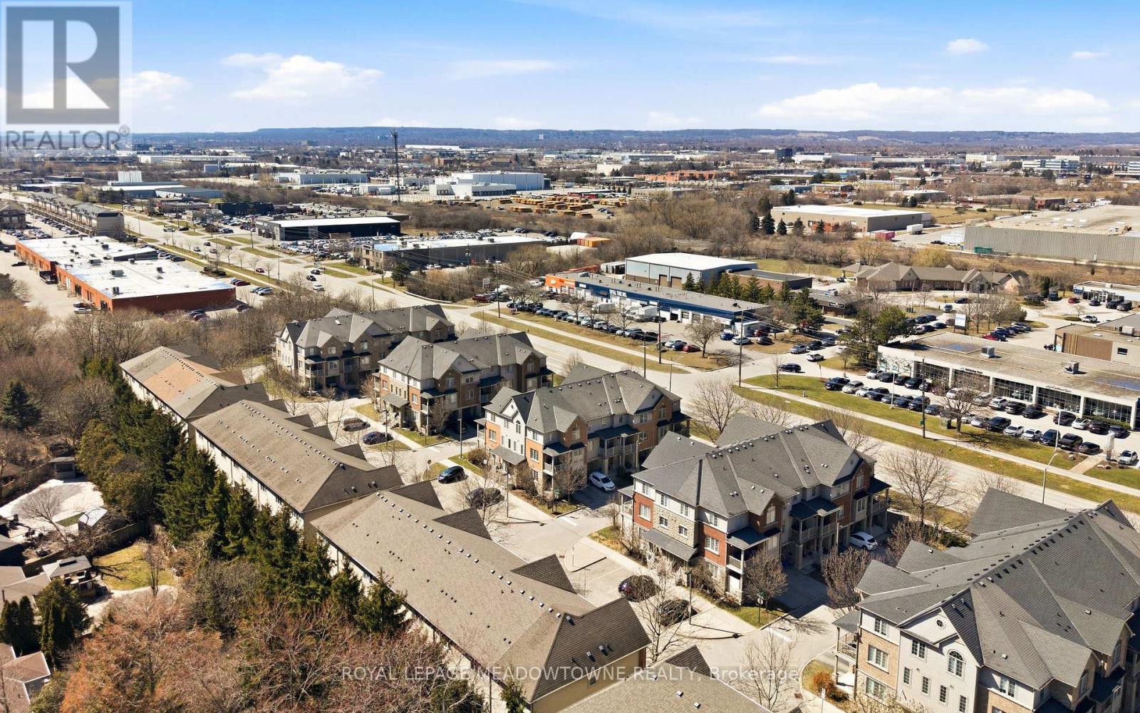 624 Maude Common, Burlington, Ontario  L7L 0C7 - Photo 44 - W12929402