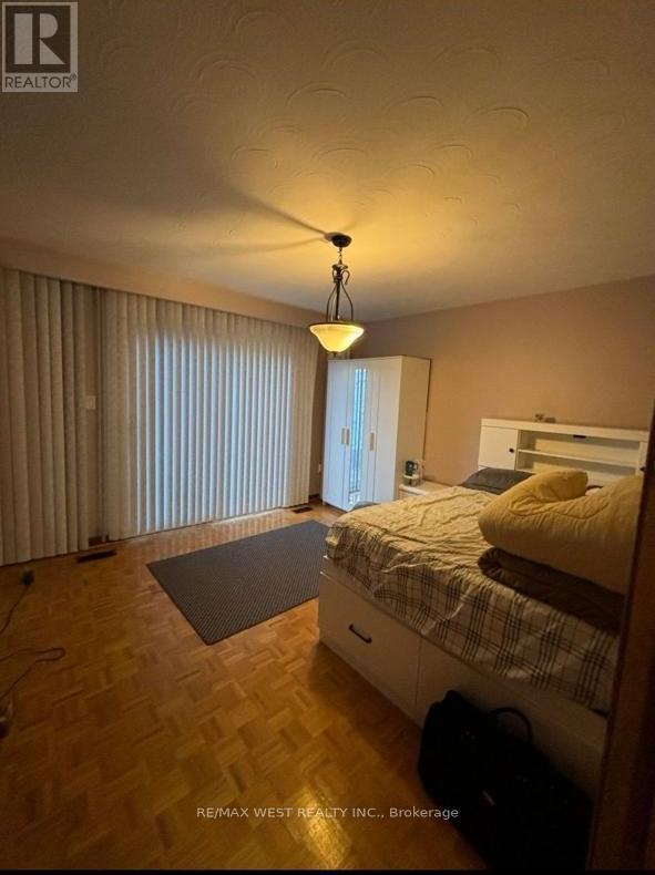 8 MARCEL ROAD, Toronto, Ontario