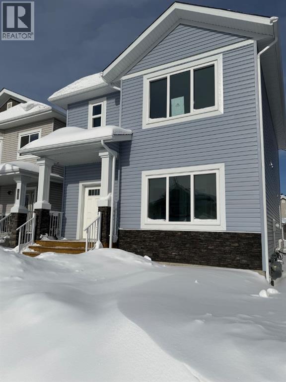 185 Dafoe Way, Fort McMurray, Alberta