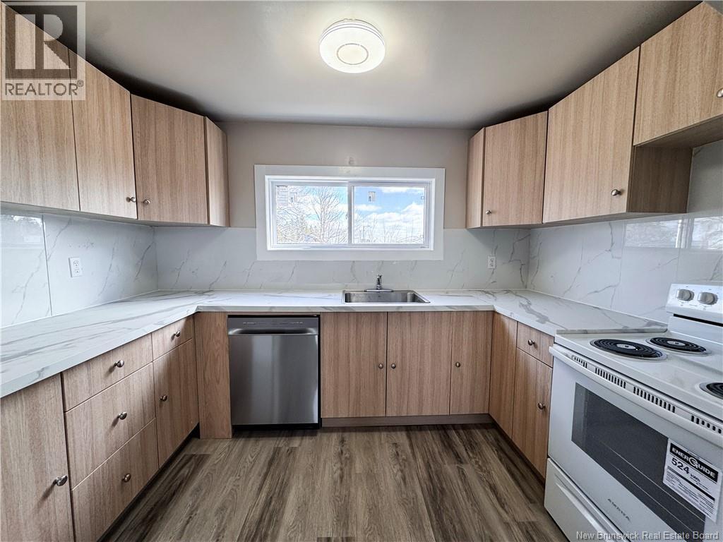 25 Stafford Street, Moncton, New Brunswick  E1C 4R3 - Photo 10 - NB136178