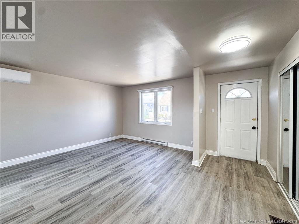 25 Stafford Street, Moncton, New Brunswick  E1C 4R3 - Photo 3 - NB136178