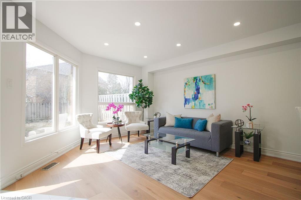 1114 Lindsay Drive, Oakville, Ontario  L6N 3B4 - Photo 7 - 40813781