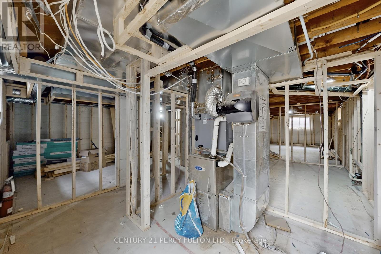 26 Farley Crescent, Toronto, Ontario  M9R 2A6 - Photo 33 - W12938218