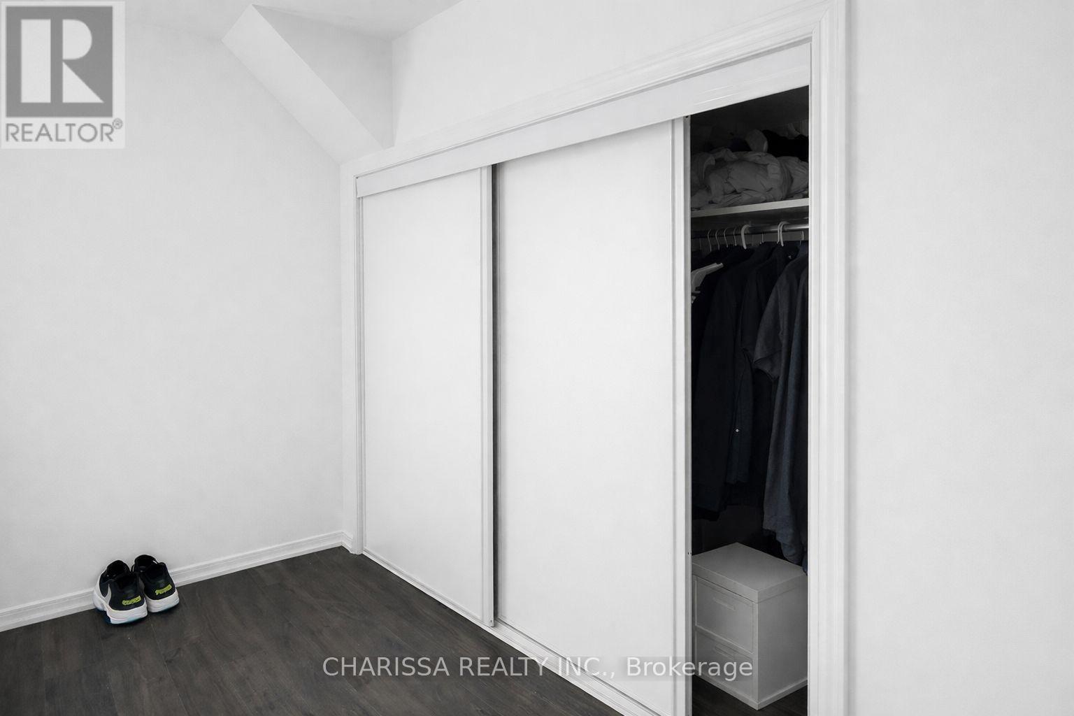 95 Baffin Crescent, Brampton, Ontario  L7A 0C7 - Photo 7 - W12938260