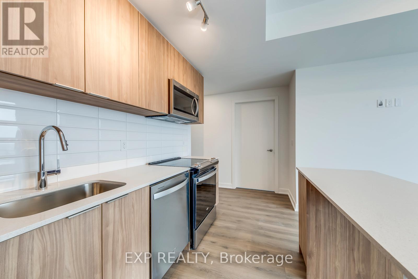 606 - 770 Whitlock Avenue, Milton, Ontario  L9E 2B2 - Photo 15 - W12938268