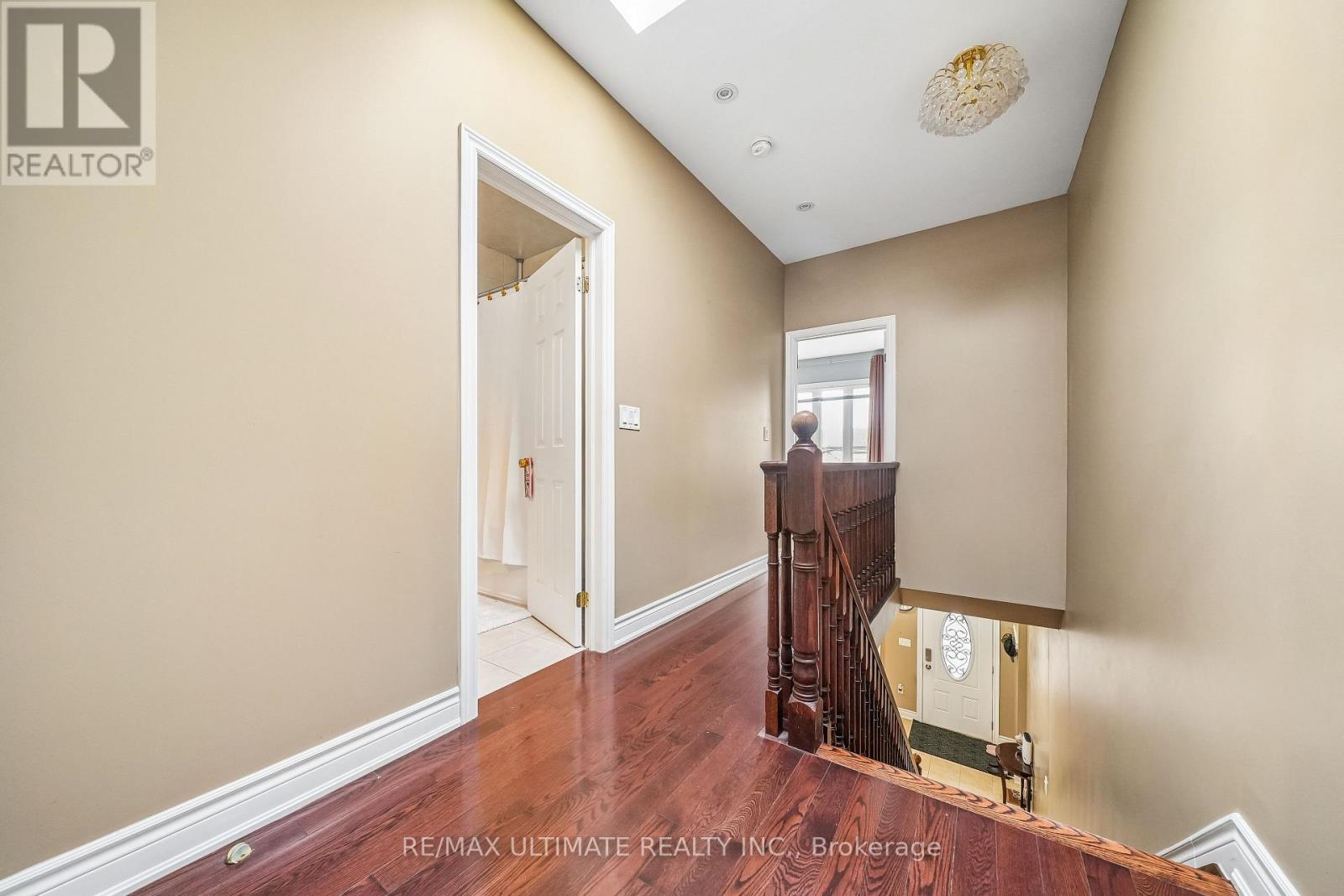 227 Earlscourt Avenue, Toronto, Ontario  M6E 4B4 - Photo 12 - W12938278