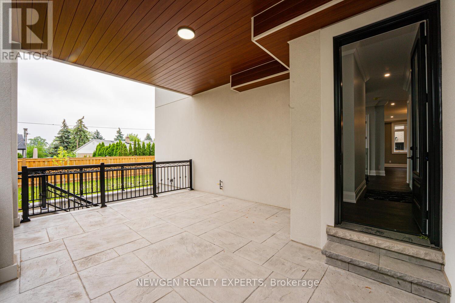 1510 Bridge Road, Oakville, Ontario  L6L 2E3 - Photo 46 - W12938286