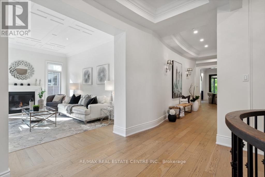 10 Crown Forest Court, Brampton, Ontario  L6Y 2Y5 - Photo 10 - W12938290