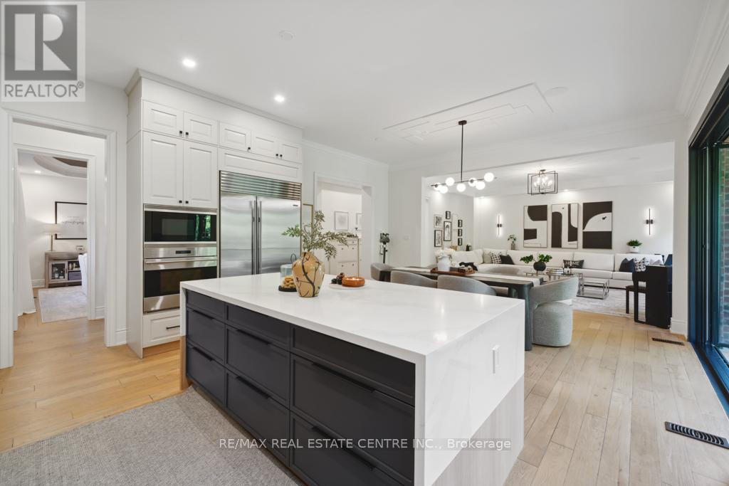 10 Crown Forest Court, Brampton, Ontario  L6Y 2Y5 - Photo 15 - W12938290