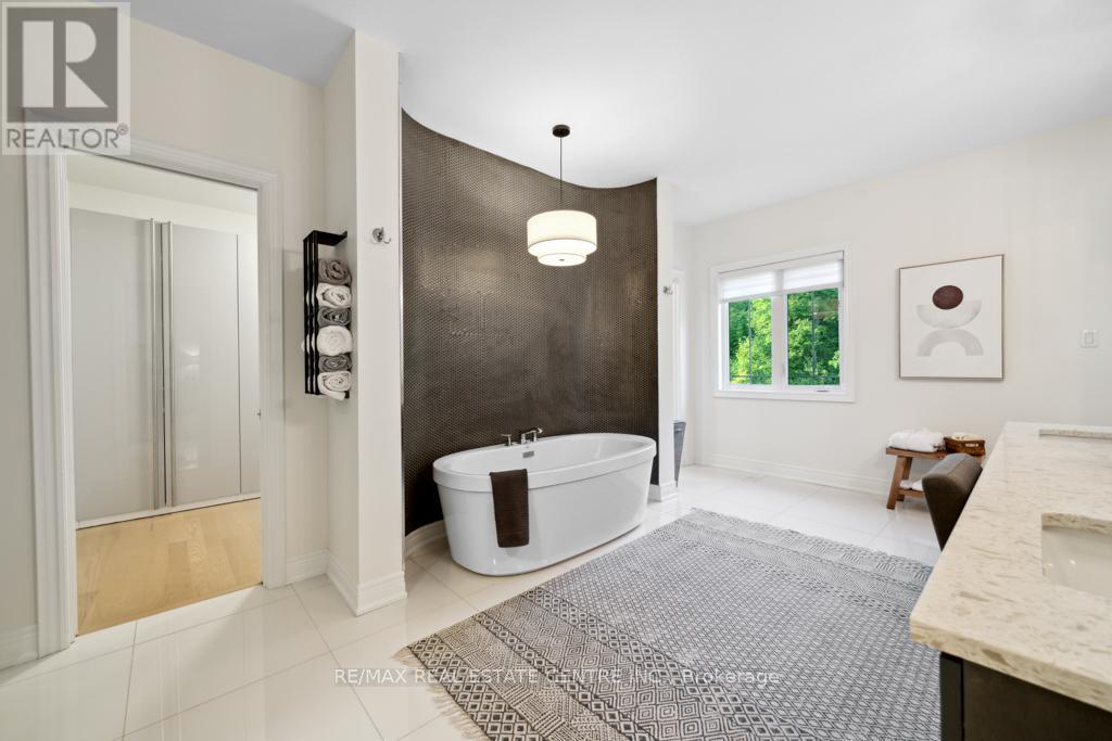 10 Crown Forest Court, Brampton, Ontario  L6Y 2Y5 - Photo 28 - W12938290