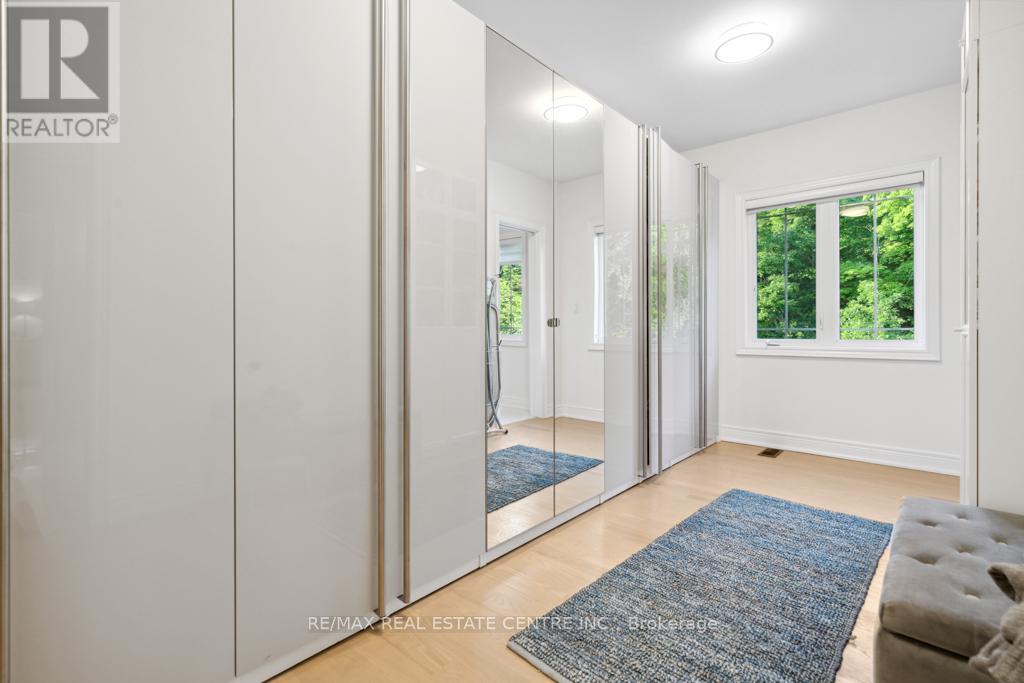 10 Crown Forest Court, Brampton, Ontario  L6Y 2Y5 - Photo 30 - W12938290