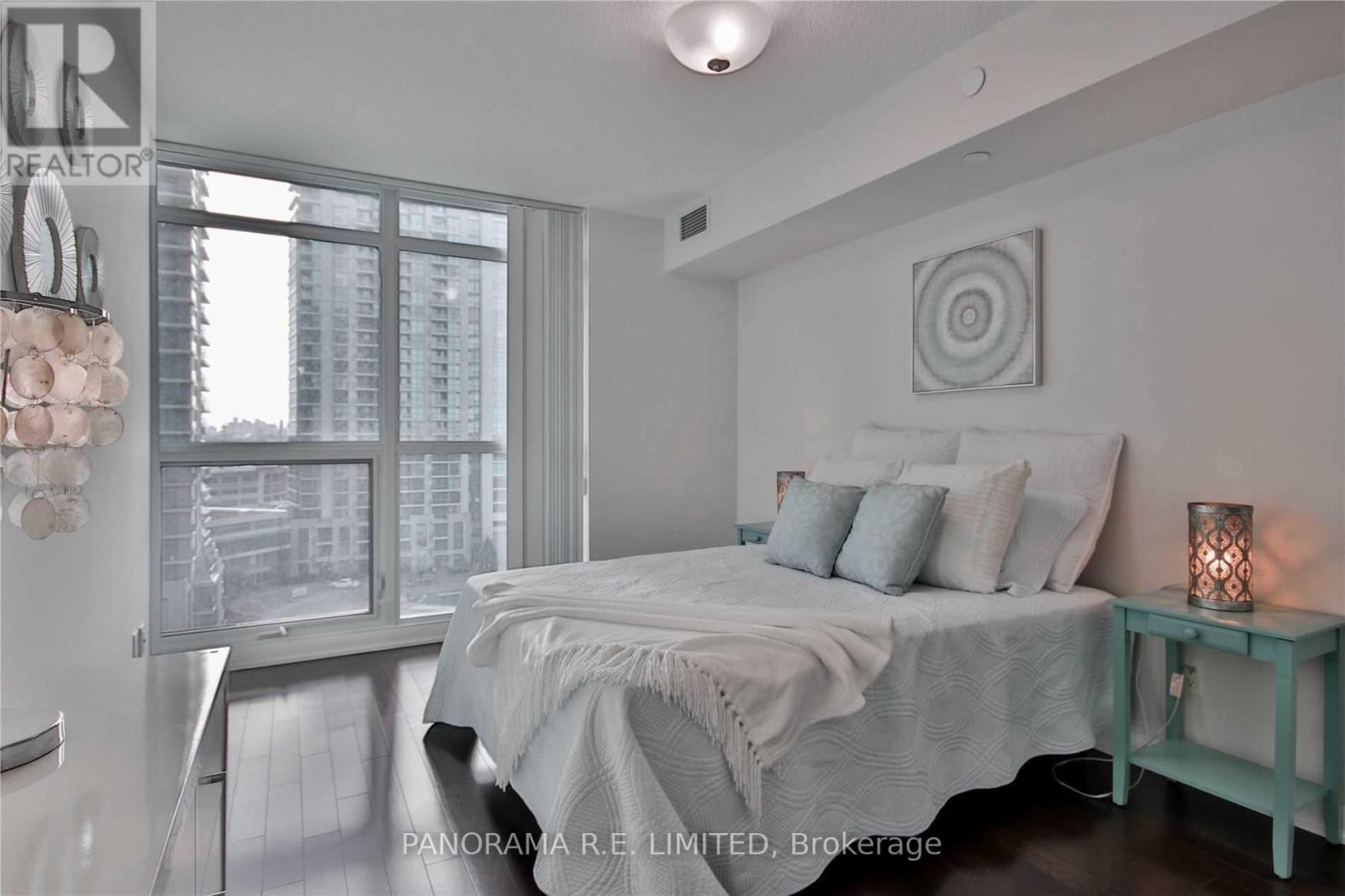 910 - 205 Sherway Gardens Road, Toronto, Ontario  M9C 0A5 - Photo 11 - W12938292