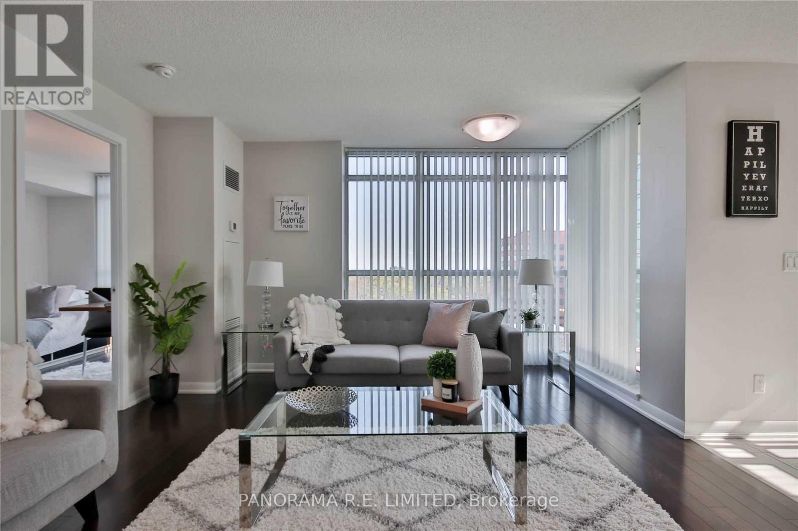 910 - 205 Sherway Gardens Road, Toronto, Ontario  M9C 0A5 - Photo 3 - W12938292