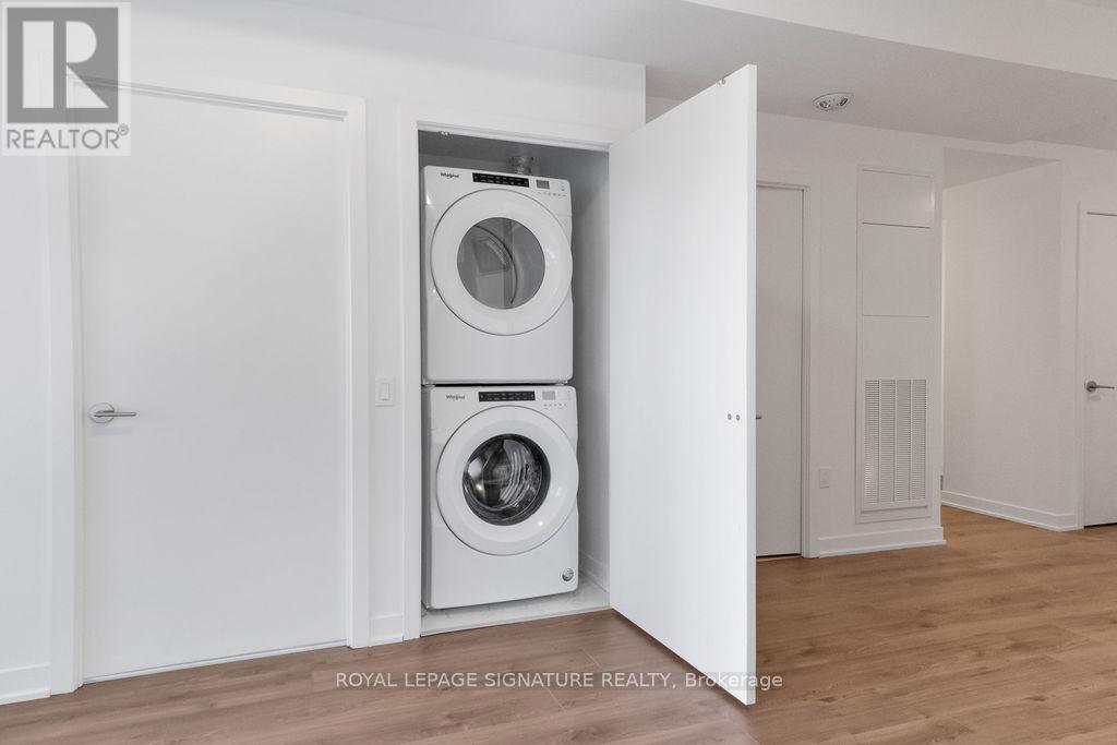 402 - 395 Dundas Street W, Oakville, Ontario  L6M 5R8 - Photo 21 - W12938304