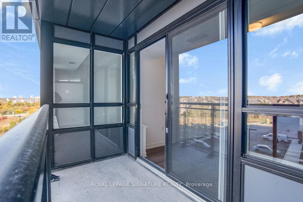 402 - 395 Dundas Street W, Oakville, Ontario  L6M 5R8 - Photo 23 - W12938304