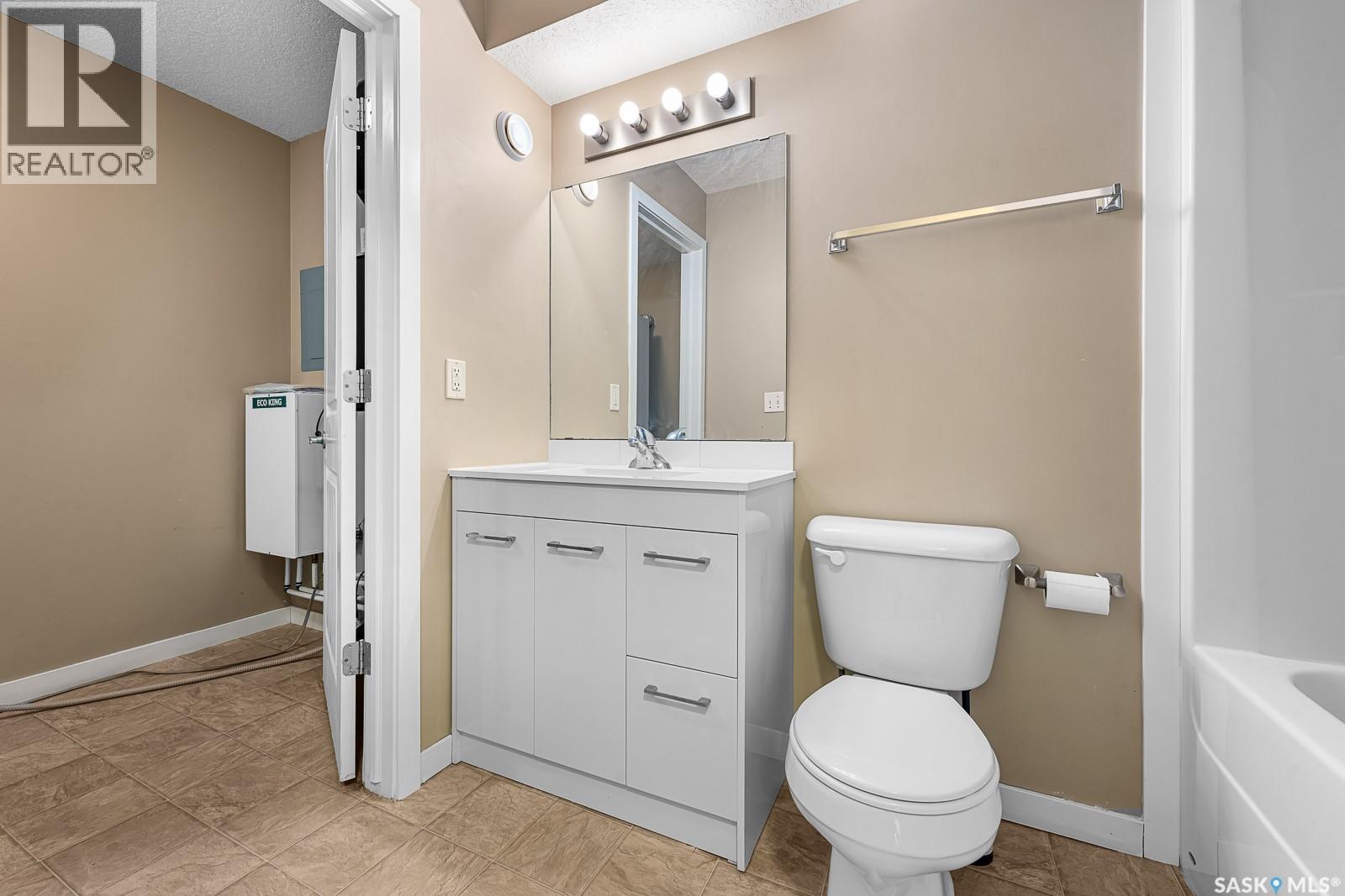 130 5063 James Hill Road, Regina, Saskatchewan  S4W 0B9 - Photo 12 - SK031567