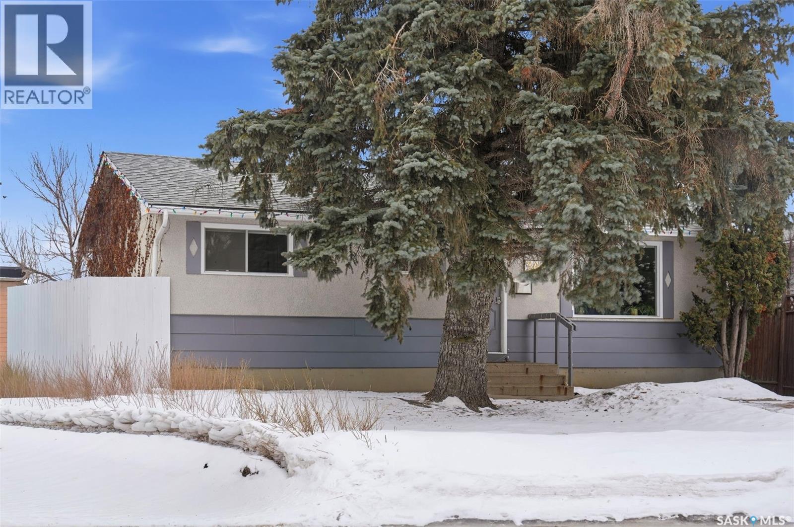 309 Lloyd Crescent, Saskatoon, Saskatchewan  S7L 4Z2 - Photo 2 - SK031504