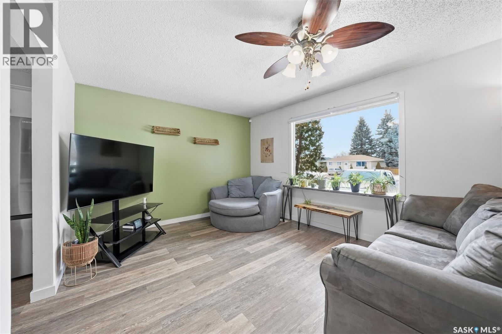 309 Lloyd Crescent, Saskatoon, Saskatchewan  S7L 4Z2 - Photo 5 - SK031504