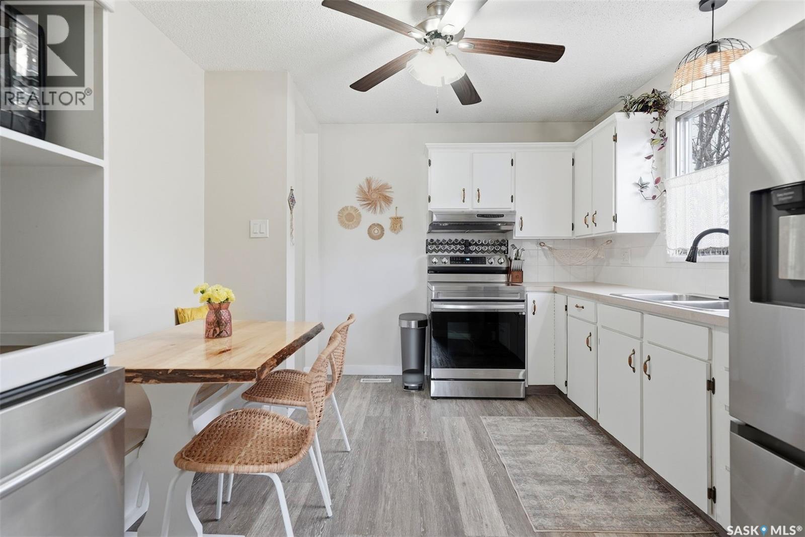 309 Lloyd Crescent, Saskatoon, Saskatchewan  S7L 4Z2 - Photo 9 - SK031504