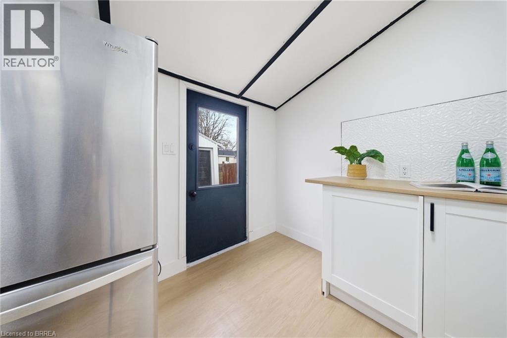 232 Grey Street, Brantford, Ontario  N3S 4W7 - Photo 11 - 40815045