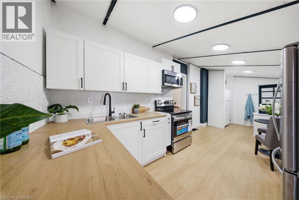 232 Grey Street, Brantford, Ontario  N3S 4W7 - Photo 9 - 40815045