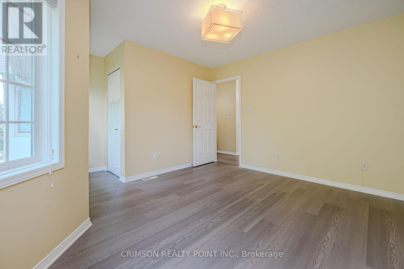 7 - 266 Limeridge Road E, Hamilton, Ontario  L9A 2S7 - Photo 10 - X12938226