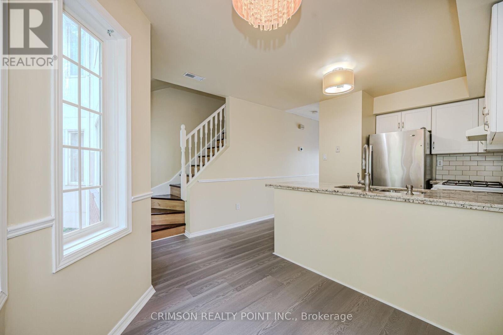 7 - 266 Limeridge Road E, Hamilton, Ontario  L9A 2S7 - Photo 22 - X12938226