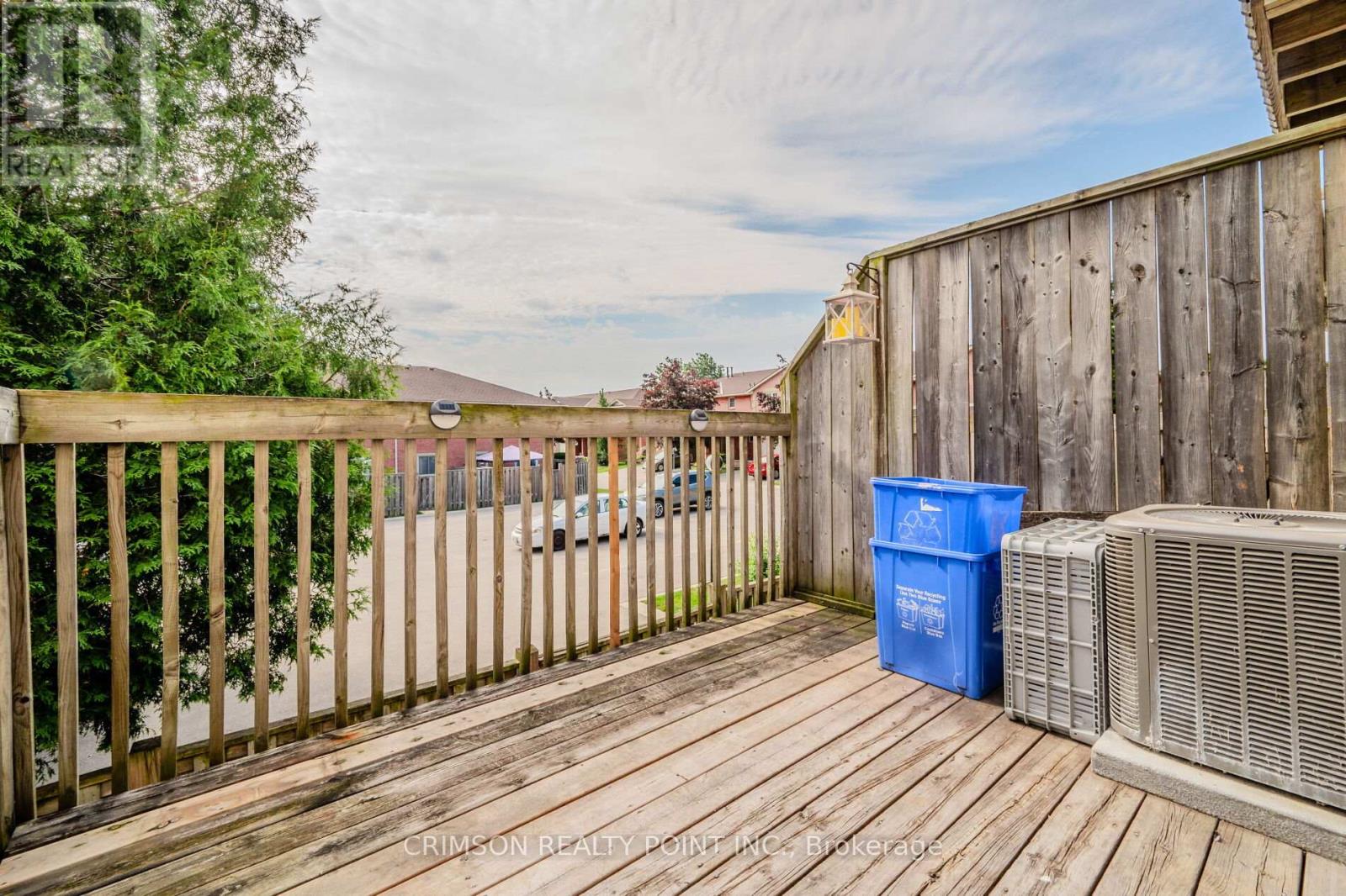 7 - 266 Limeridge Road E, Hamilton, Ontario  L9A 2S7 - Photo 23 - X12938226