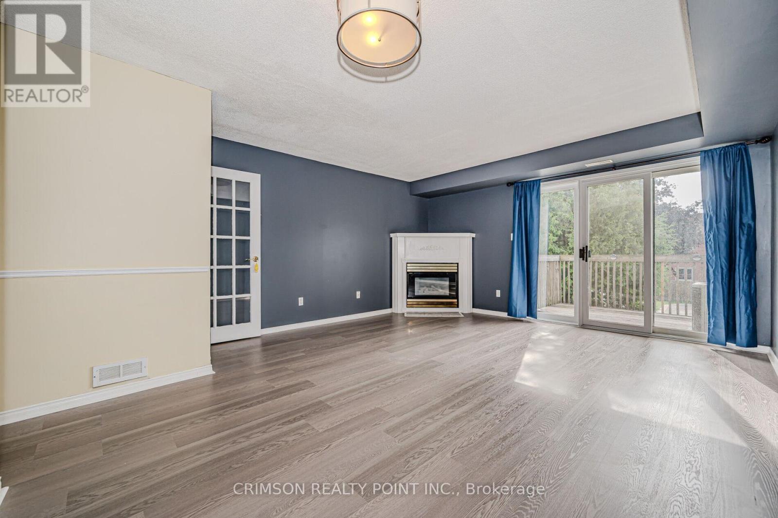 7 - 266 Limeridge Road E, Hamilton, Ontario  L9A 2S7 - Photo 5 - X12938226